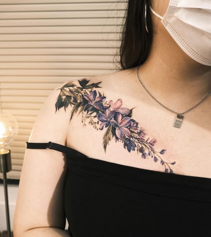 Flower Tattoo Ideas For Women In Shoulders