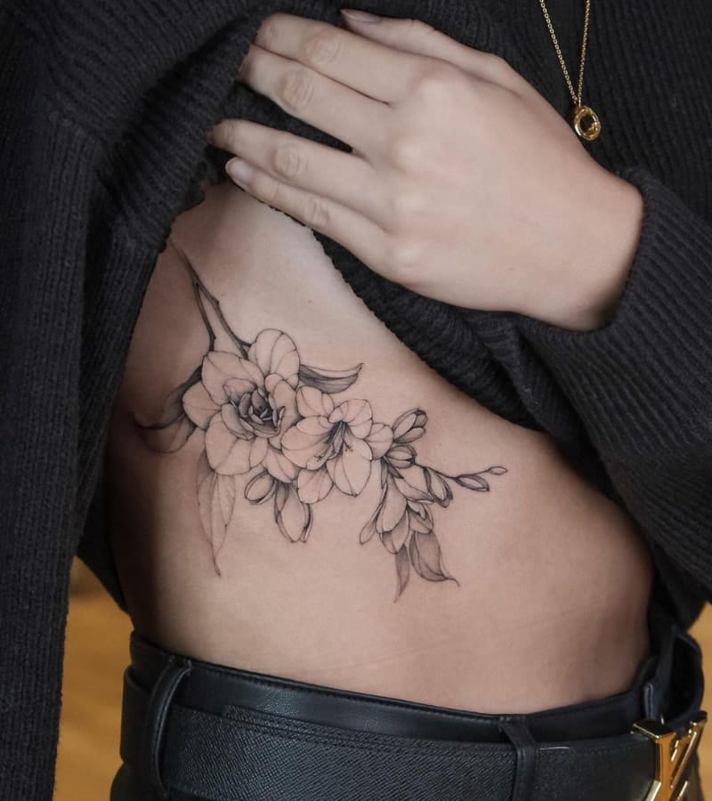 allie phillips  vibe tattoo utah on Instagram super cute birth flower  rib tattoo  appointment type medium tattoo    utahtattooartist  finelinetattooartist finelinetattoos