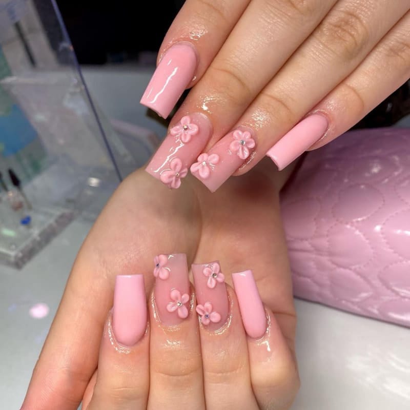 Short Pink Acrylic Nail Designs 