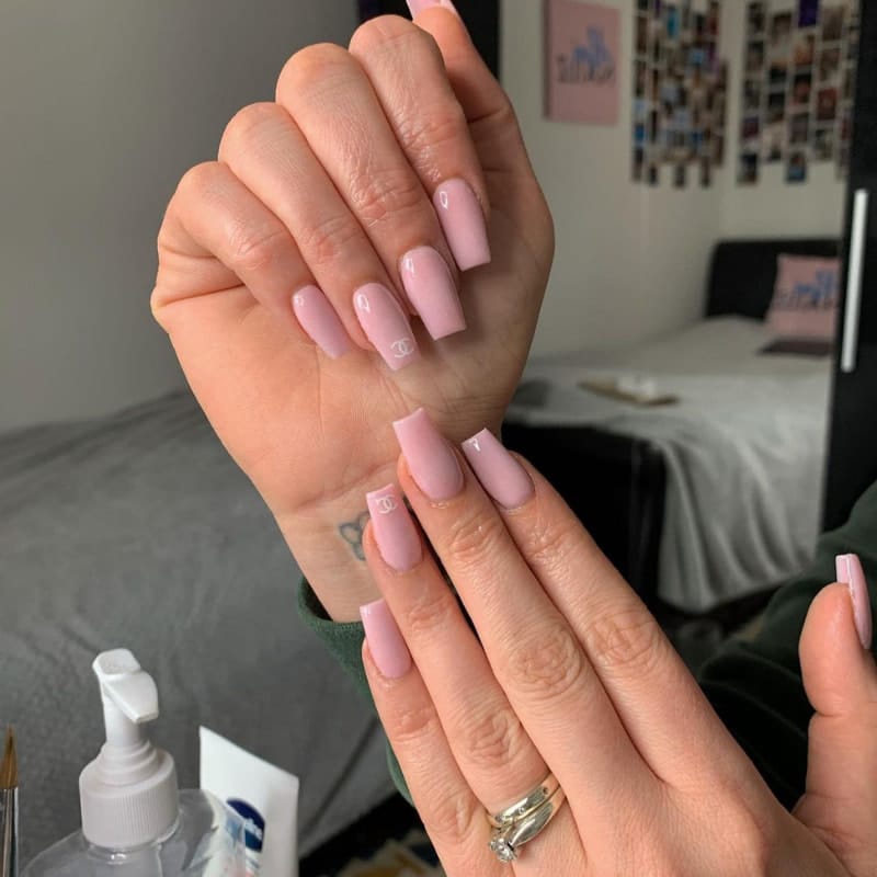 Short Pink Acrylic Nail Designs 