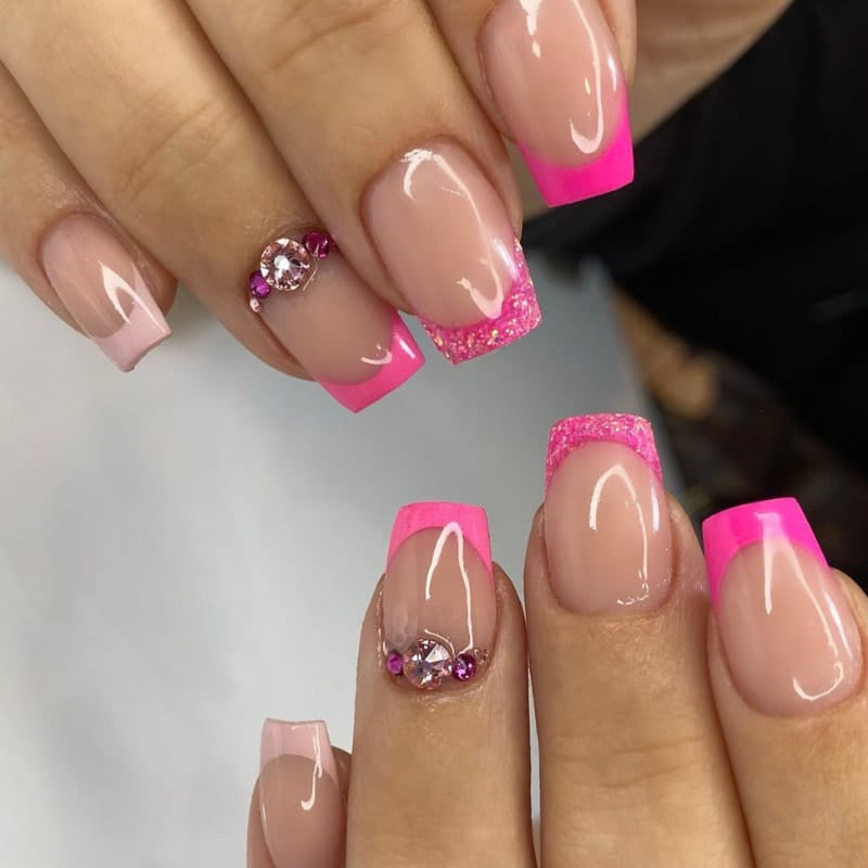 Short Pink Acrylic Nail Designs 