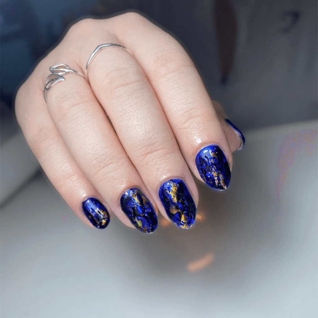 Dark Nail Ideas