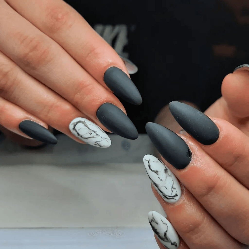 Dark Nail Ideas