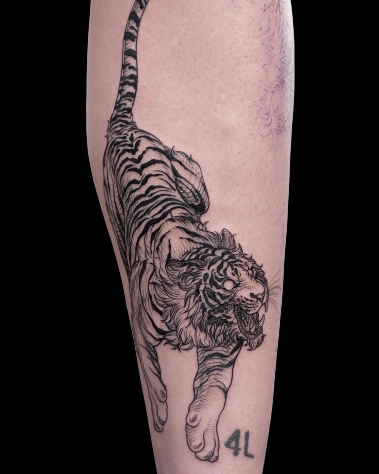 Over 20 Dazzling Tiger Tattoo Design Ideas - WomenSew